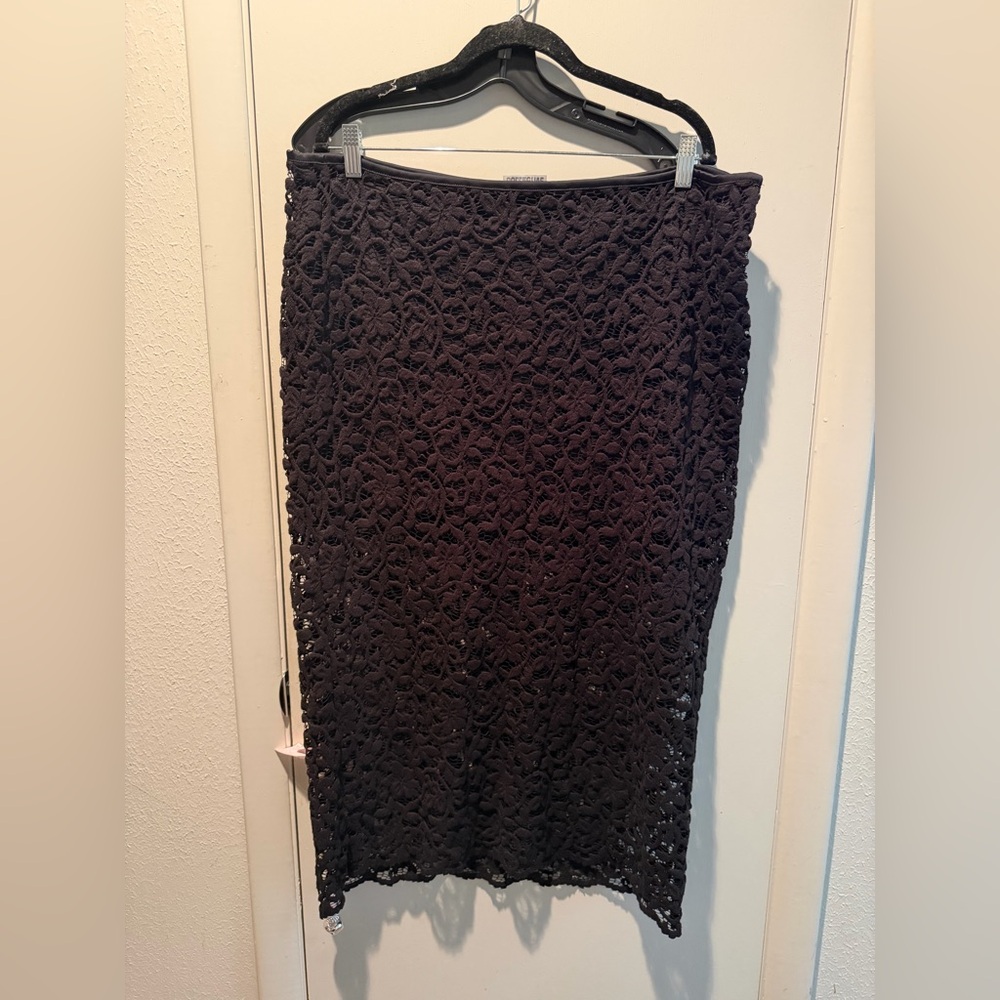 Elegant Black Lace Skirt
